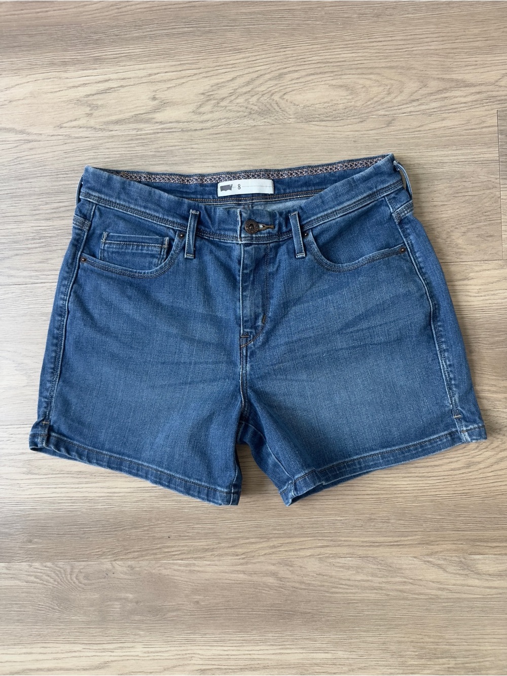 Levi’s 5-inch Classic Stretch Shorts